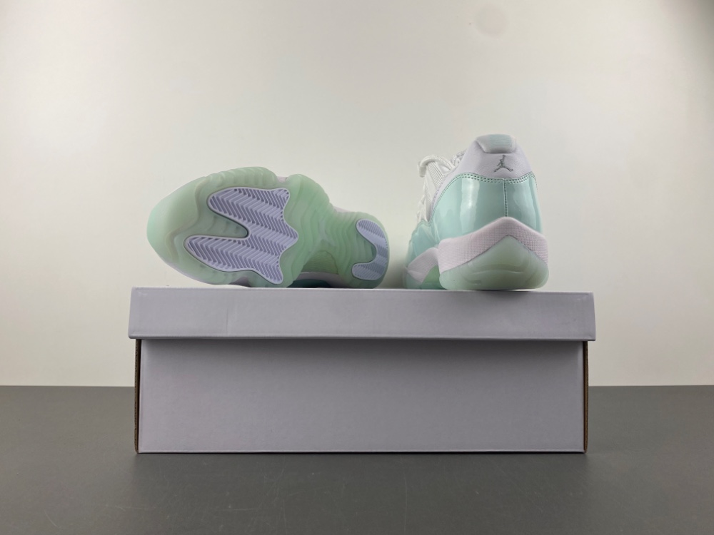 Air Jordan 11 Retro Low Igloo Wmns Ah7860 103 9 - kickbulk.co