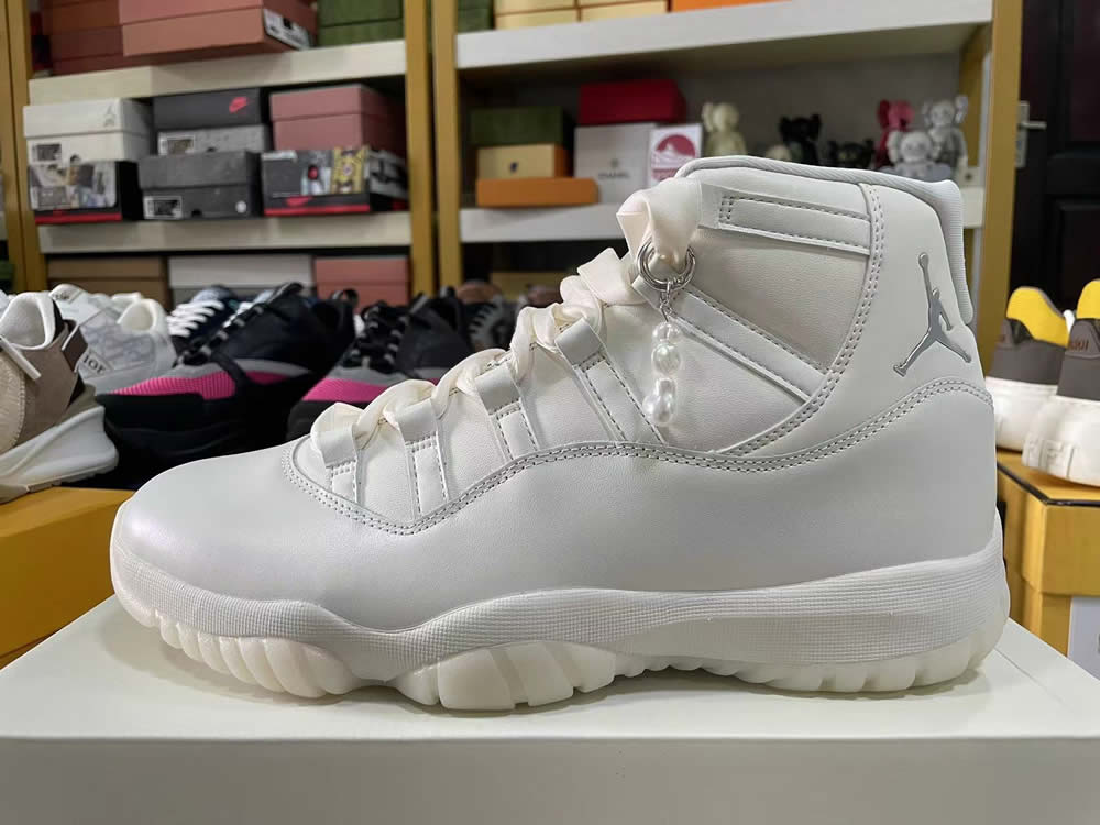 0 Air Jordan 11 Retro Sail Wmns Ar0715 110 12 - kickbulk.co 0 Air Jordan 11 Retro Sail Wmns Ar0715 110 12 - kickbulk.co