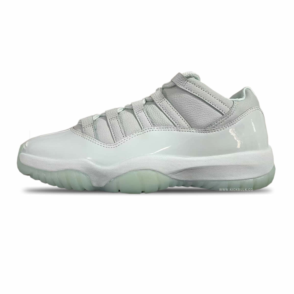 Jaide Air Jordan 11 Low Fiberglass Wmns Iw1882 300 1 - kickbulk.co