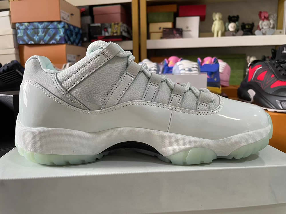 Jaide Air Jordan 11 Low Fiberglass Wmns Iw1882 300 9 - kickbulk.co