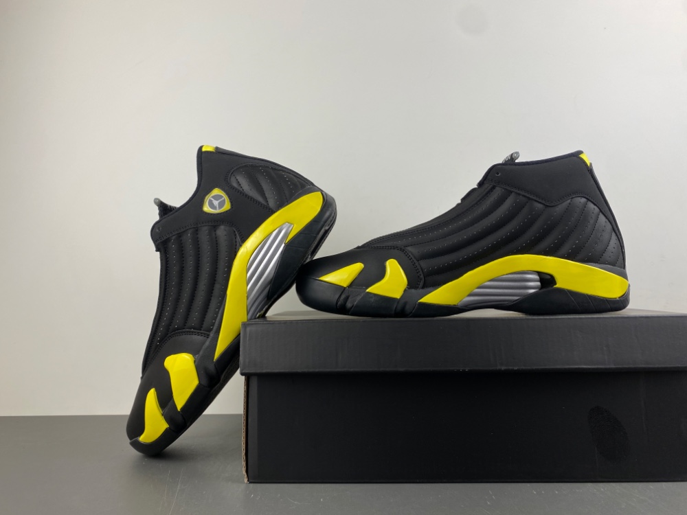 Air Jordan 14 Retro Thunder 487471 070 10 - kickbulk.co