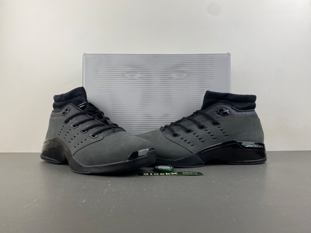 Air Jordan 17 Low Black Pack Iz2638 001 11 - kickbulk.co Air Jordan 17 Low Black Pack Iz2638 001 11 - kickbulk.co