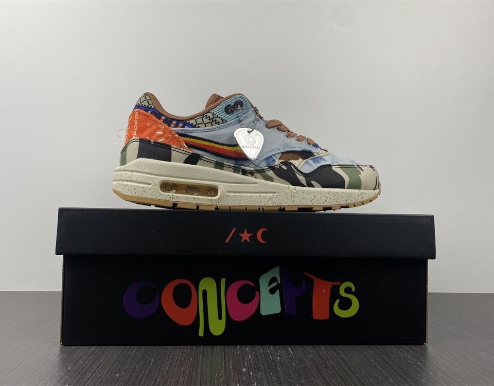 Concepts womens camouflage nike shox shoes sneakers Sp Heavy Special Box 2022 Dn1803 900 16 - www.kickbulk.co