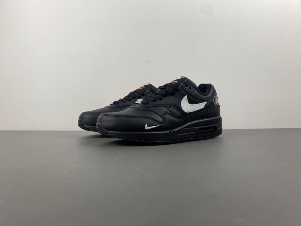 Supreme Air Max 1 87 Sp Black White Hf8813 001 1 - kickbulk.co