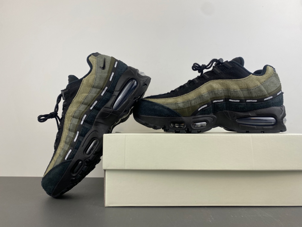 Undefeated Air Max 95 Medium Olive Ib4523 200 12 - kickbulk.co Undefeated Air Max 95 Medium Olive Ib4523 200 12 - kickbulk.co