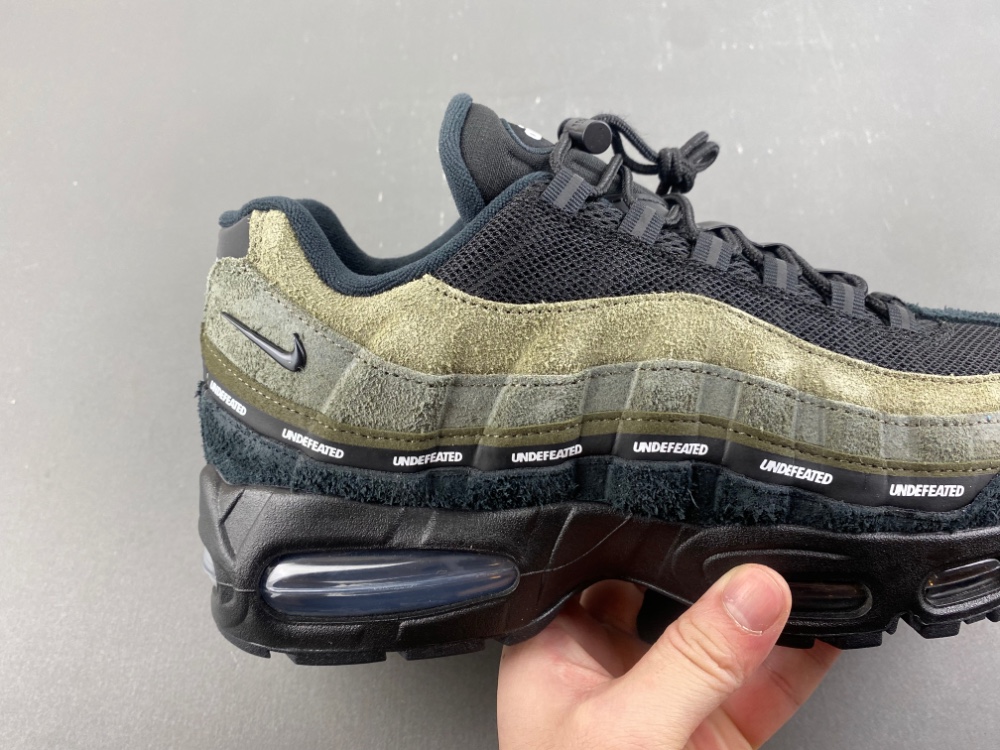 Undefeated Air Max 95 Medium Olive Ib4523 200 17 - kickbulk.co Undefeated Air Max 95 Medium Olive Ib4523 200 17 - kickbulk.co