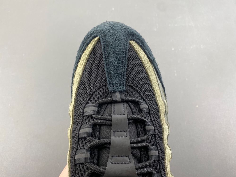 Undefeated Air Max 95 Medium Olive Ib4523 200 20 - kickbulk.co Undefeated Air Max 95 Medium Olive Ib4523 200 20 - kickbulk.co