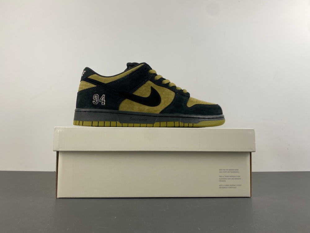 Supreme Dunk Low Sb Camper Green Hq8487 300 10 - kickbulk.co