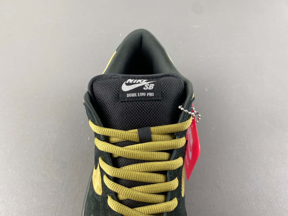 Supreme Dunk Low Sb Camper Green Hq8487 300 14 - kickbulk.co