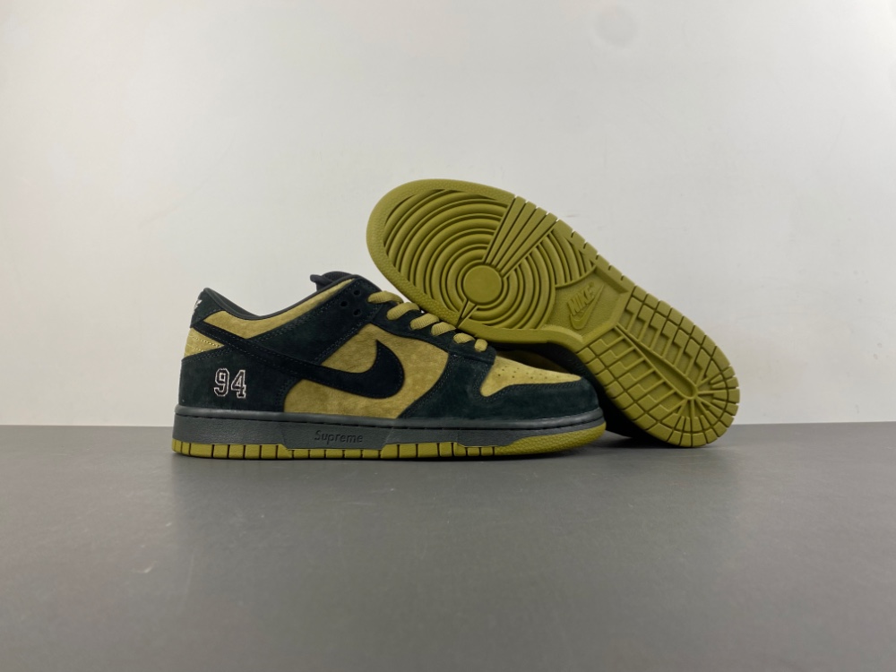 Supreme Dunk Low Sb Camper Green Hq8487 300 4 - kickbulk.co