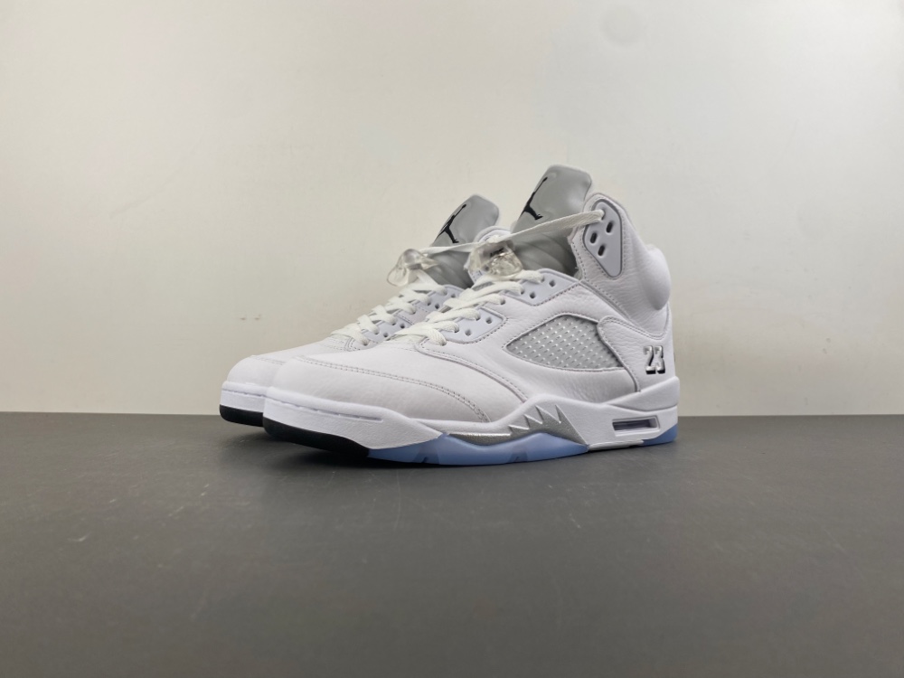 Air Jordan 5 Retro White Metallic 2026 Hq7978 103 3 - kickbulk.co Air Jordan 5 Retro White Metallic 2026 Hq7978 103 3 - kickbulk.co