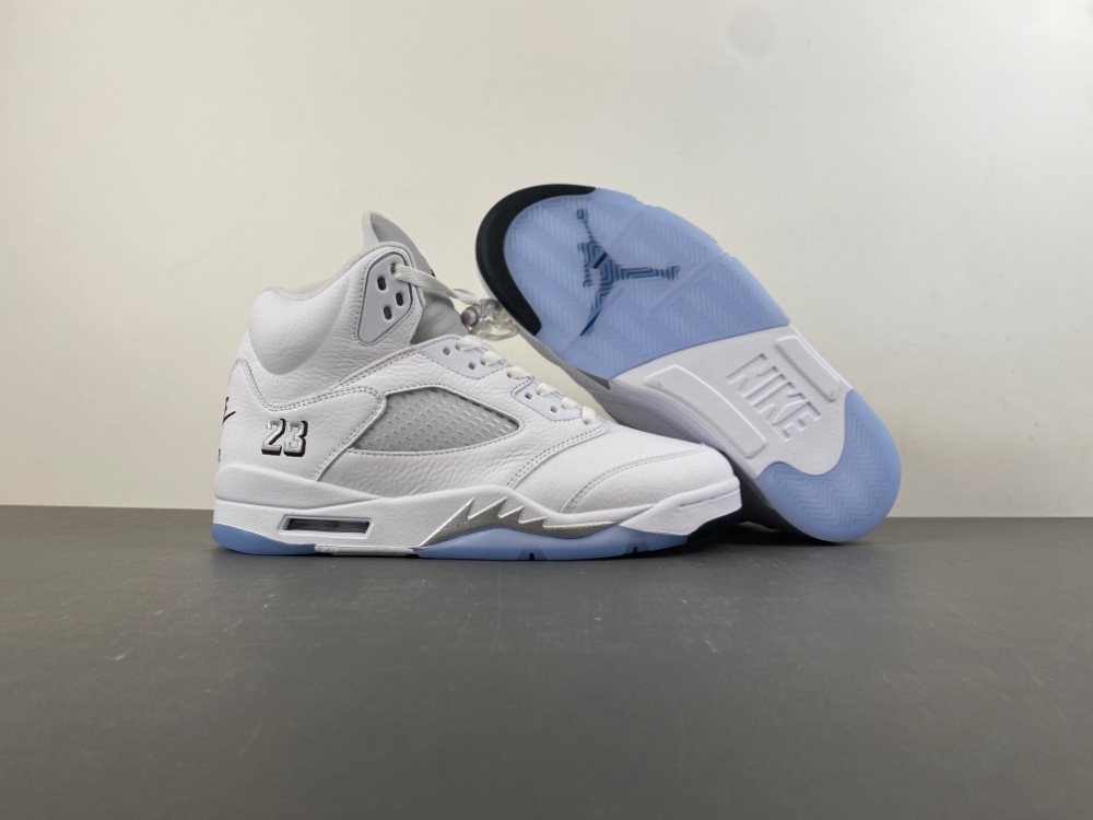 Air Jordan 5 Retro White Metallic 2026 Hq7978 103 4 - kickbulk.co Air Jordan 5 Retro White Metallic 2026 Hq7978 103 4 - kickbulk.co