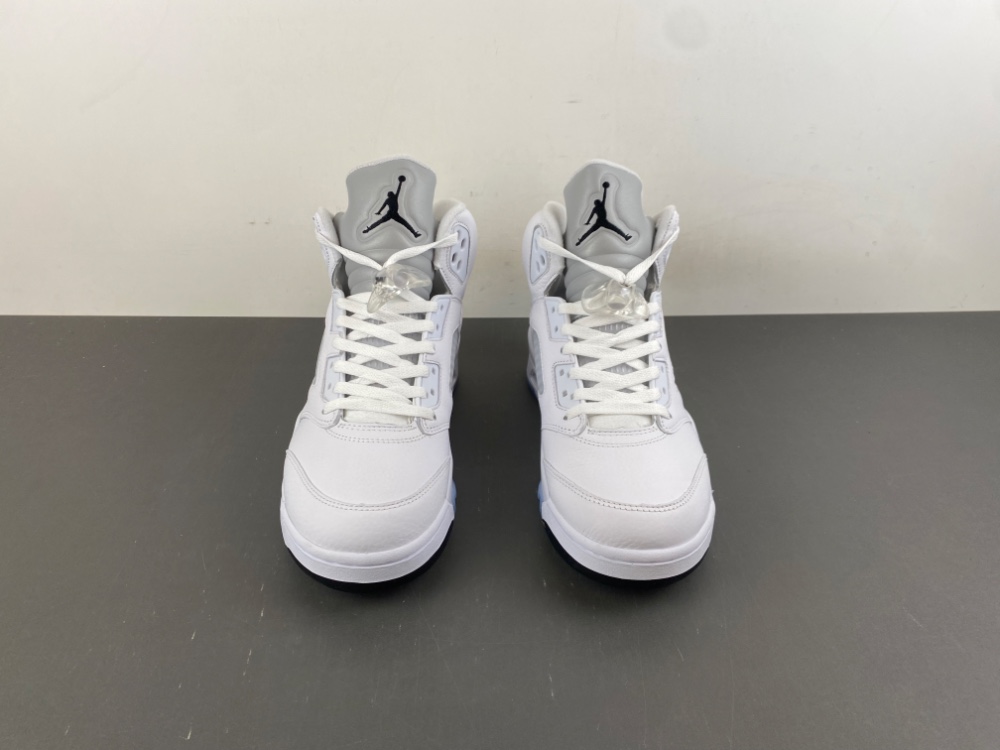 Air Jordan 5 Retro White Metallic 2026 Hq7978 103 5 - kickbulk.co Air Jordan 5 Retro White Metallic 2026 Hq7978 103 5 - kickbulk.co
