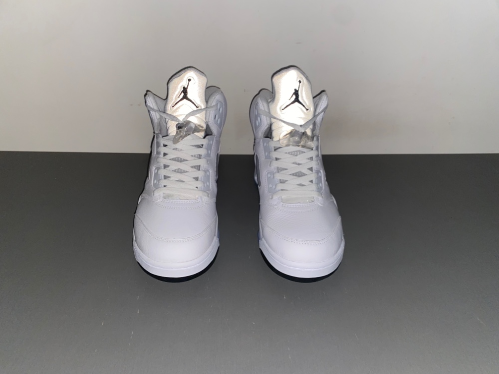 Air Jordan 5 Retro White Metallic 2026 Hq7978 103 6 - kickbulk.co Air Jordan 5 Retro White Metallic 2026 Hq7978 103 6 - kickbulk.co