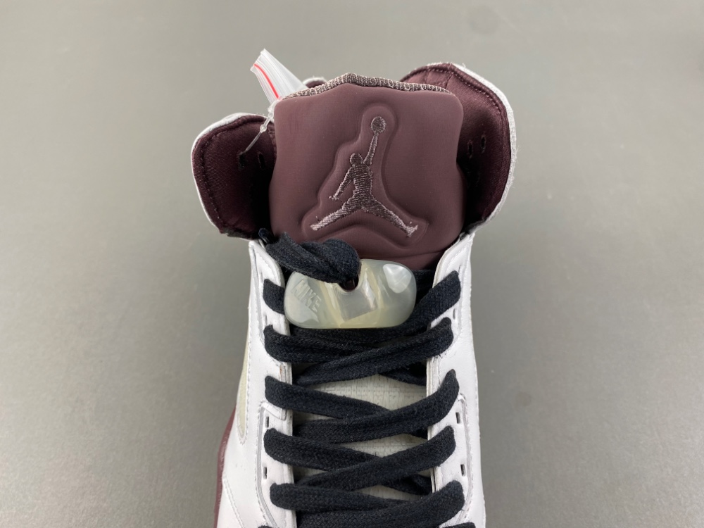 A Ma Maniere Jordan 5 Retro Og Black Collective Ib1528 100 18 - kickbulk.co A Ma Maniere Jordan 5 Retro Og Black Collective Ib1528 100 18 - kickbulk.co
