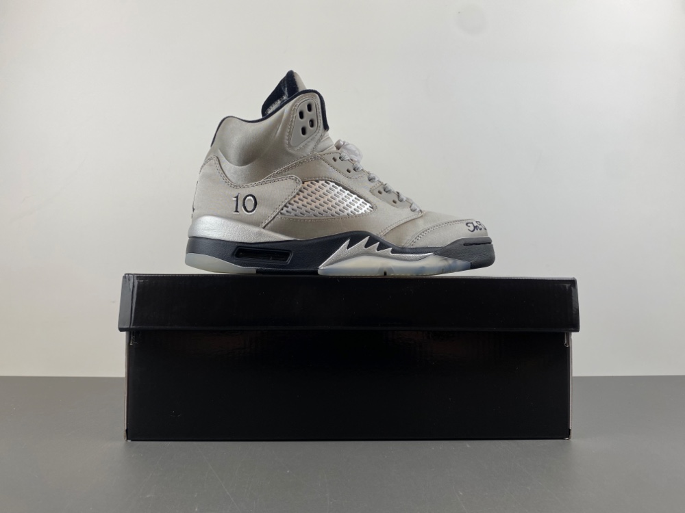 Air Jordan 5 Retro Wings Wmns Io2038 001 13 - kickbulk.co