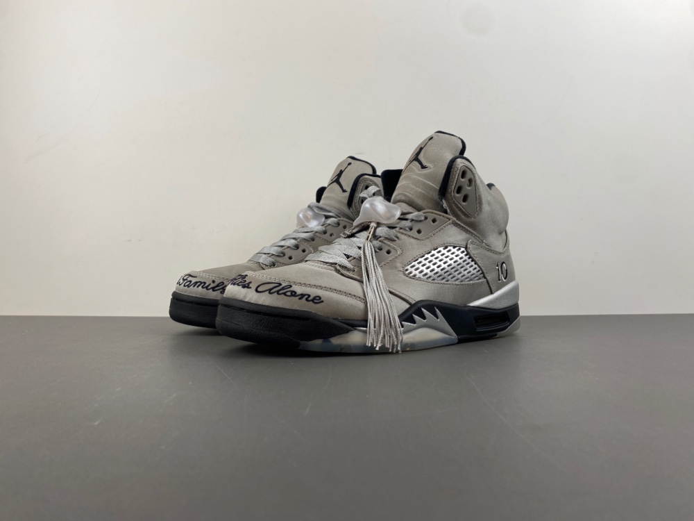 Air Jordan 5 Retro Wings Wmns Io2038 001 7 - kickbulk.co
