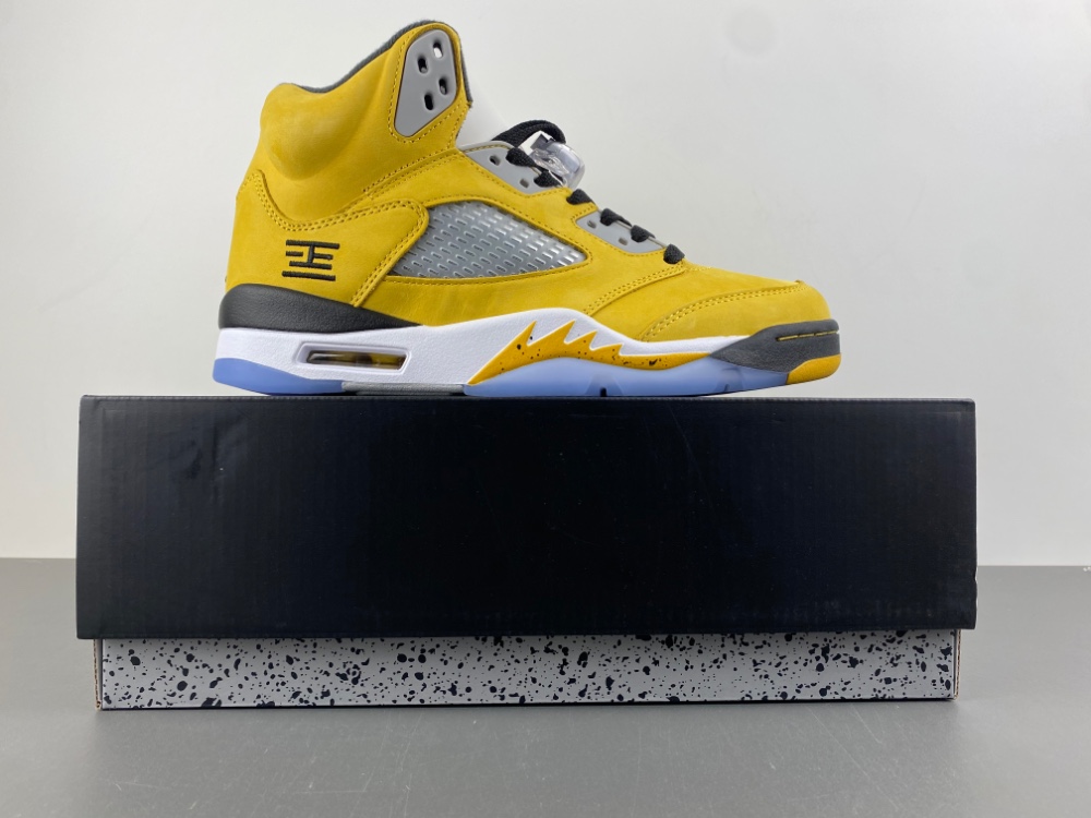Air Jordan 5 Retro T23 Tokyo 2025 Io3372 700 12 - kickbulk.co