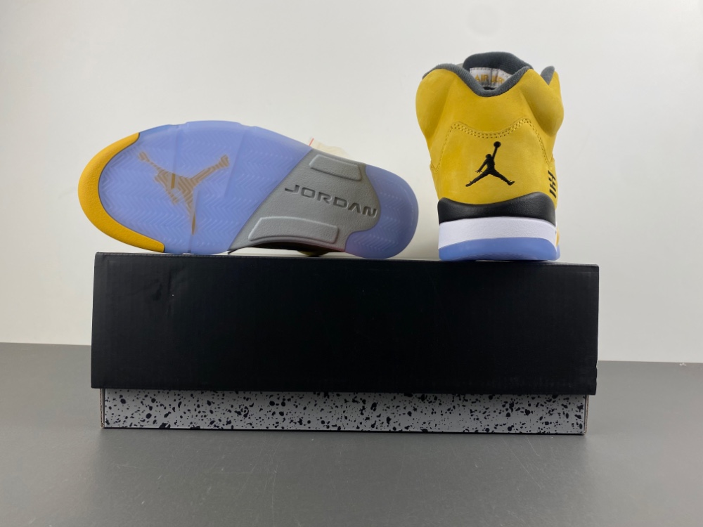Air Jordan 5 Retro T23 Tokyo 2025 Io3372 700 13 - kickbulk.co