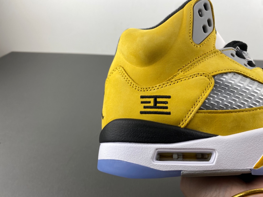 Air Jordan 5 Retro T23 Tokyo 2025 Io3372 700 15 - kickbulk.co