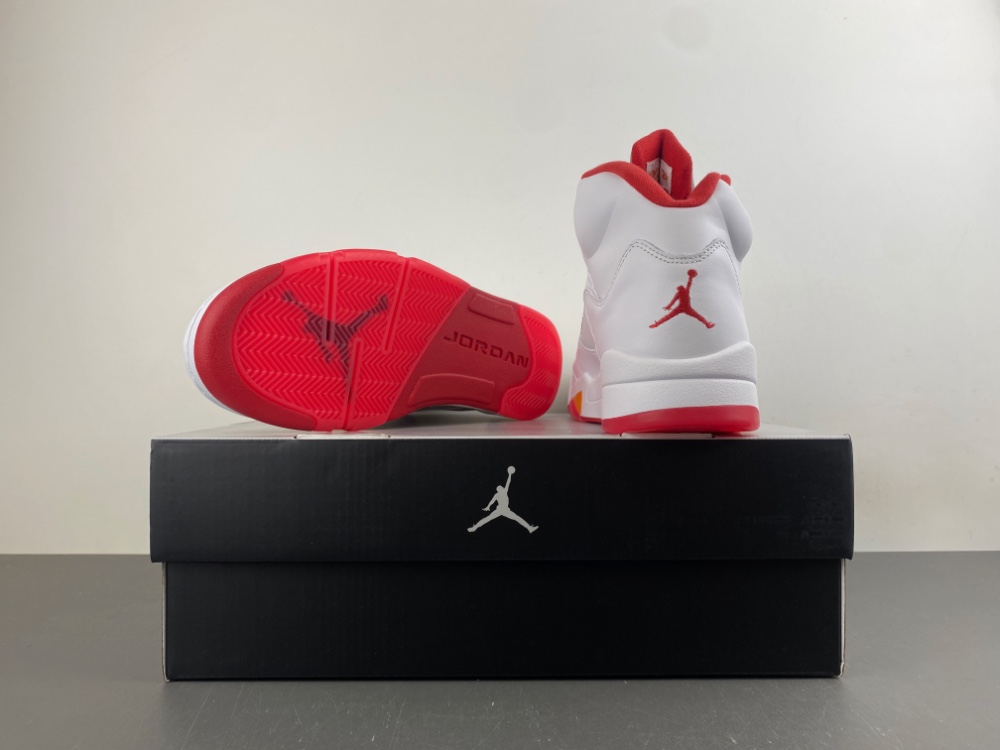 Air Jordan 5 Retro Og Sunset 2026 Iv5678 102 14 - kickbulk.co Air Jordan 5 Retro Og Sunset 2026 Iv5678 102 14 - kickbulk.co