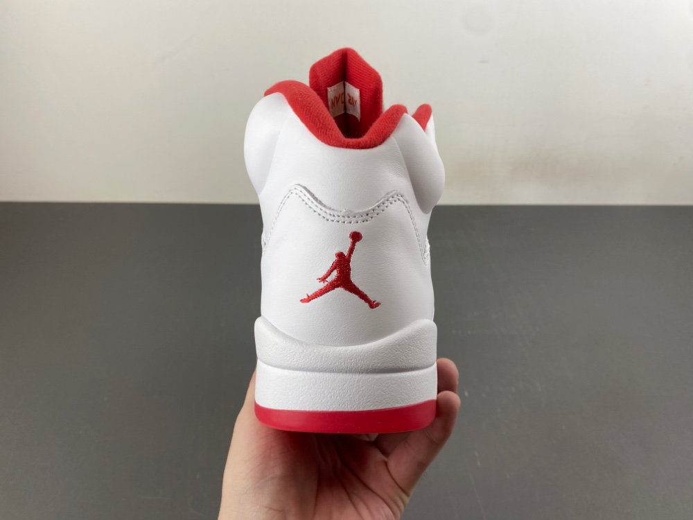 Air Jordan 5 Retro Og Sunset 2026 Iv5678 102 20 - kickbulk.co Air Jordan 5 Retro Og Sunset 2026 Iv5678 102 20 - kickbulk.co