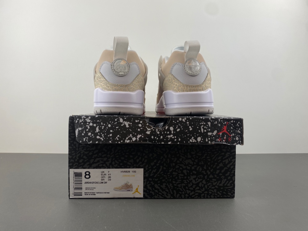 Air Jordan Spizike Low Sanddrift Hv6528 100 16 - kickbulk.co