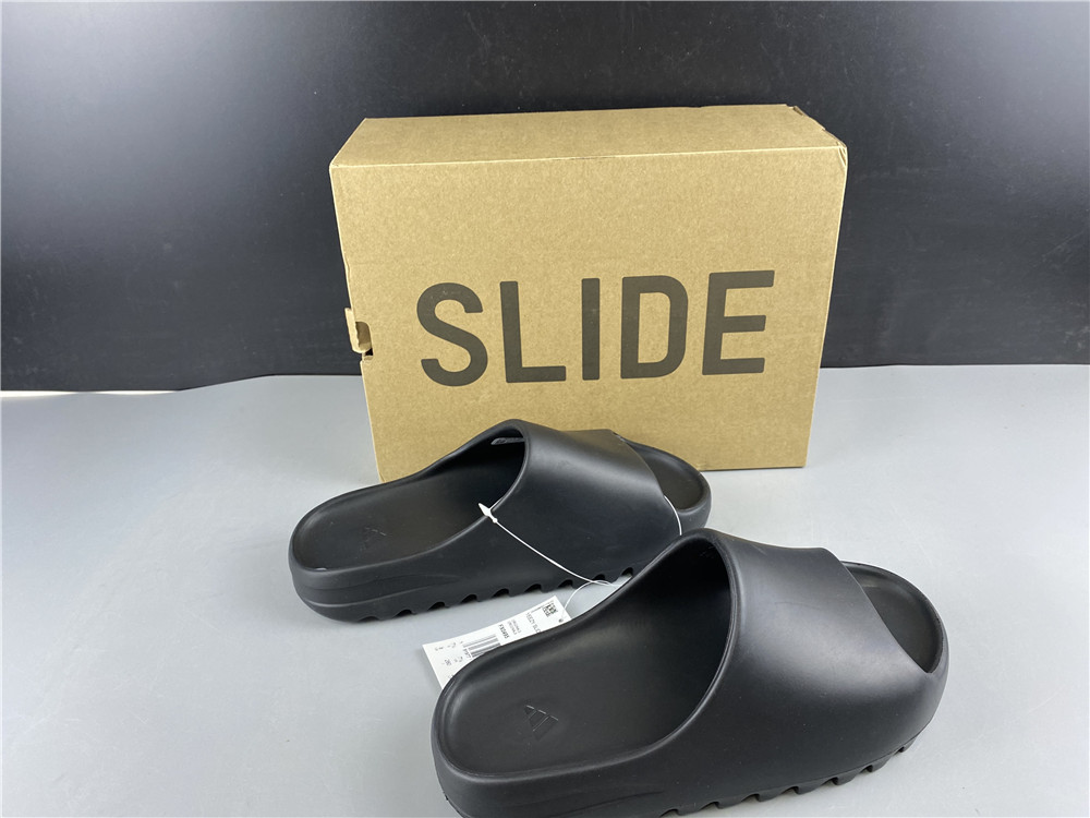 Adidas Yeezy Slide Black_3 - kickbulk.co