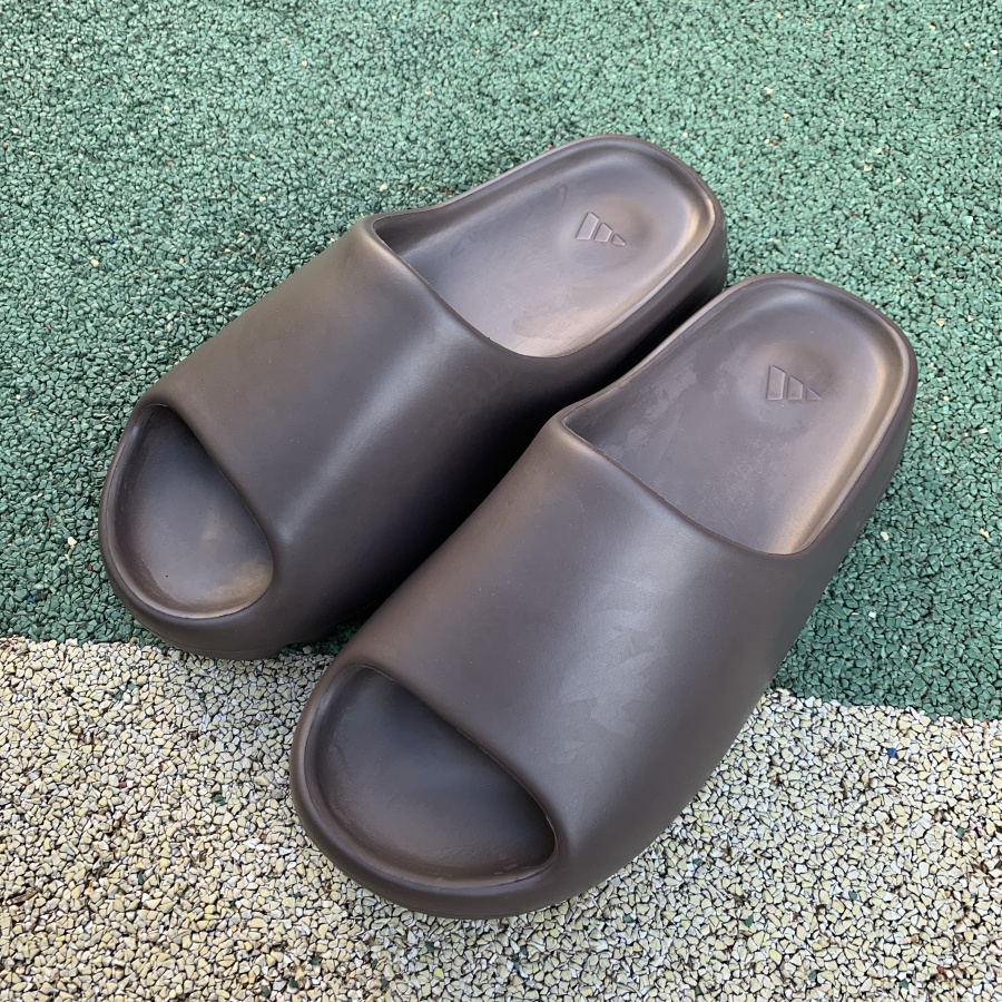 Adidas Yeezy Slide Dark Brown 3 - kickbulk.co