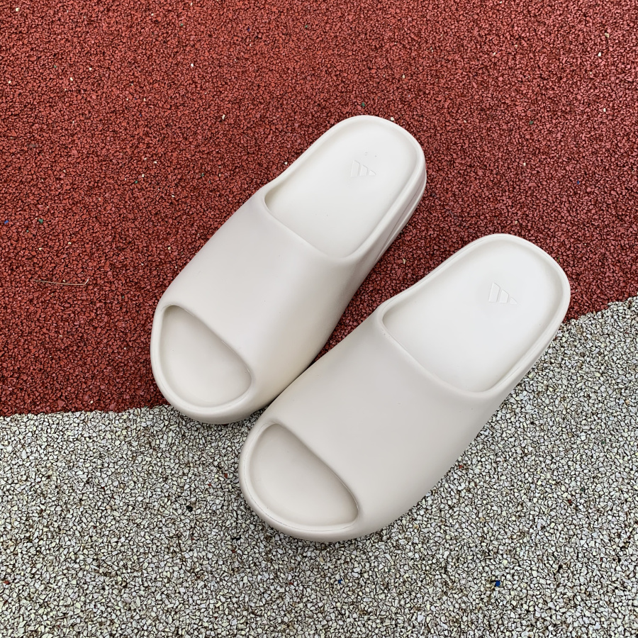 Adidas Yeezy Slide White_1 - kickbulk.co